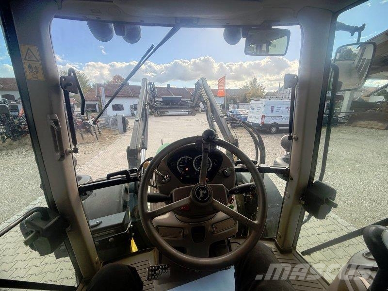 John Deere 6330 Premium Frontlader Traktoren