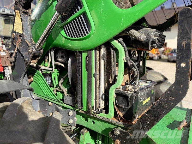 John Deere 6330 Premium Frontlader Traktoren