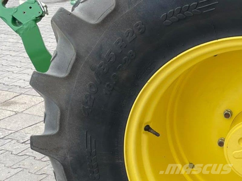 John Deere 6620 Tractoren
