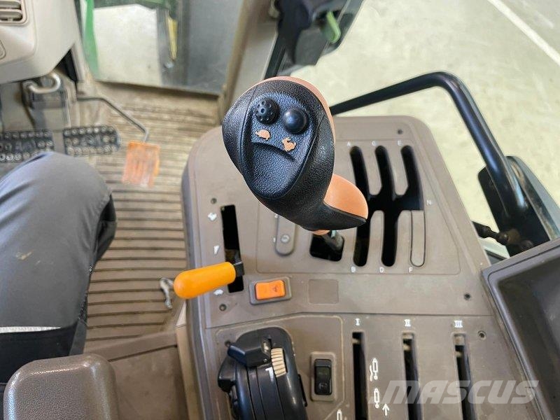John Deere 6830 - Preisreduziert Tractors
