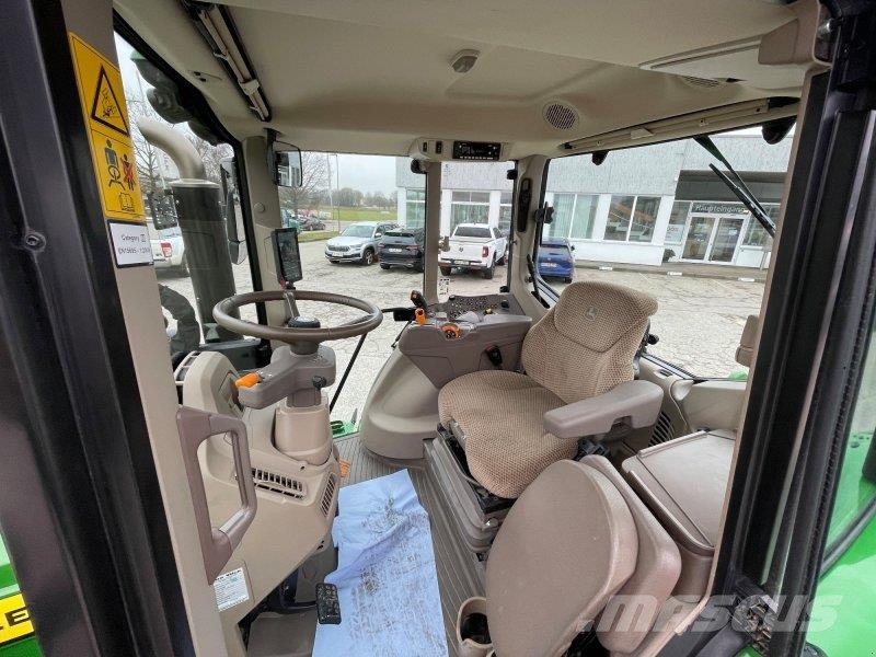 John Deere 6M 150 Трактори