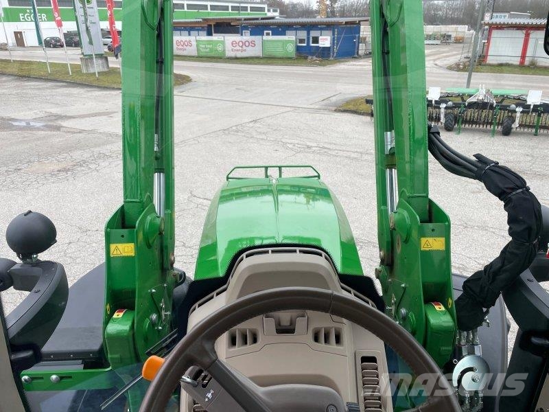 John Deere 6M 150 Трактори