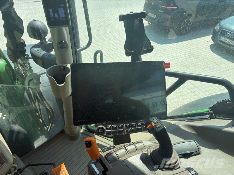 John Deere 6R 155 Трактори