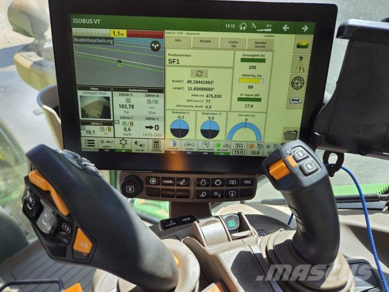 John Deere 6R 215 Tractors