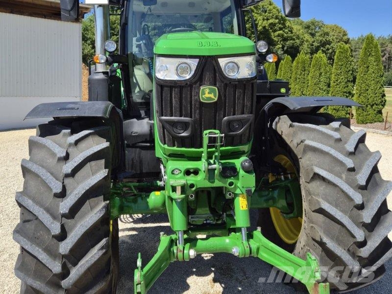 John Deere 6R 215 Tractors