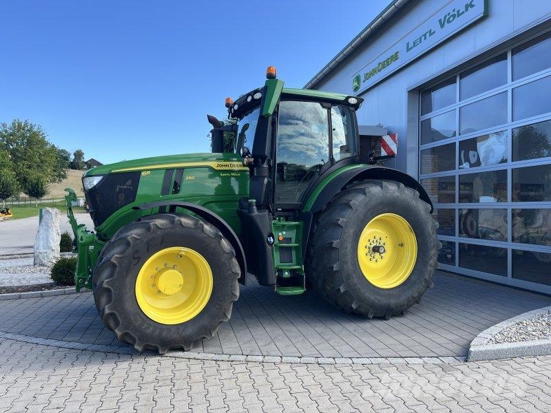 John Deere 6R 250 6R250 Traktori