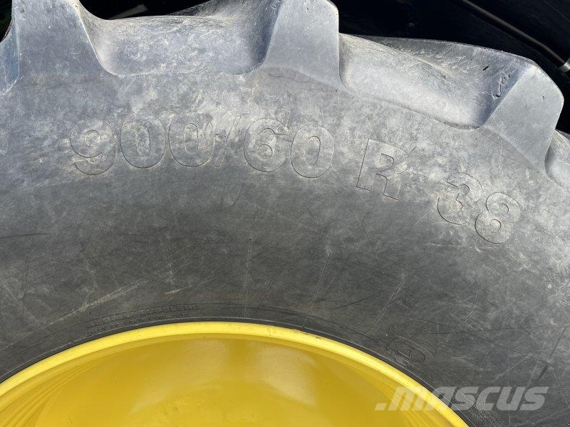John Deere 6R 250 6R250 Traktori
