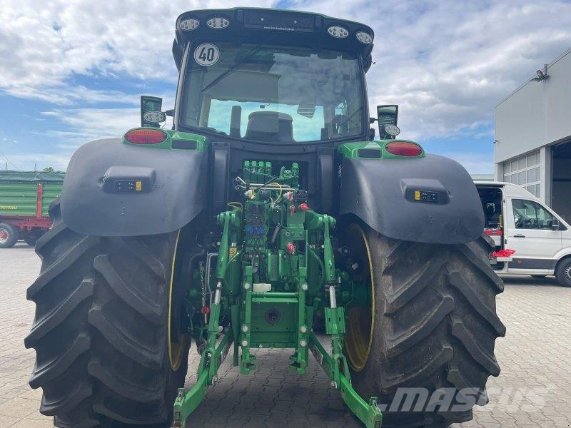 John Deere 6R185 6 R185 mit FL Traktoren