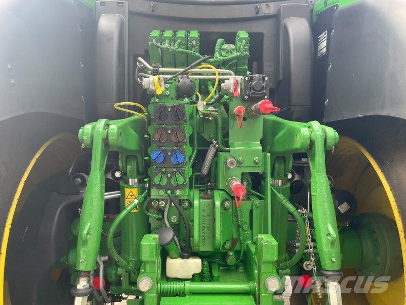 John Deere 6R185 6 R185 mit FL Traktoren