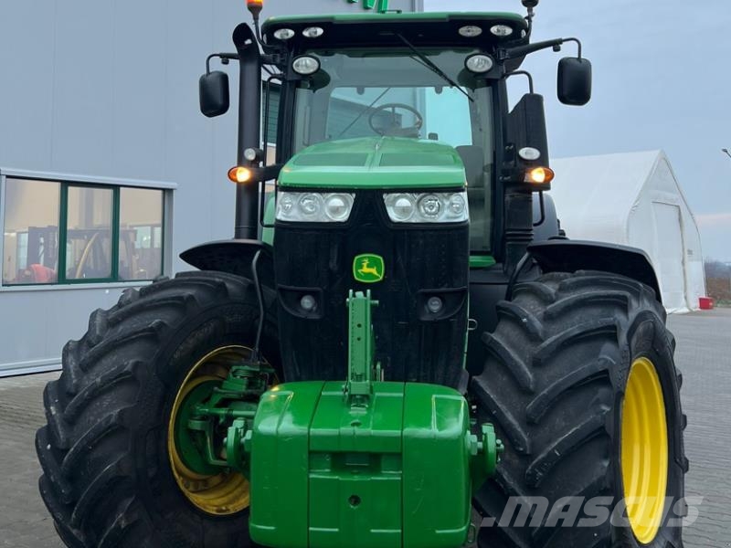 John Deere 7230R 曳引機