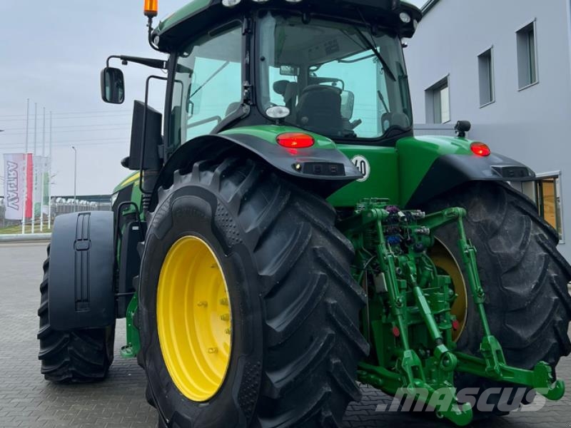 John Deere 7230R 曳引機