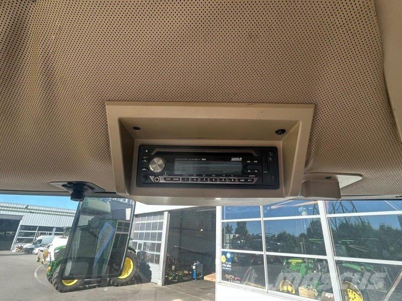 John Deere 8200 Traktorji