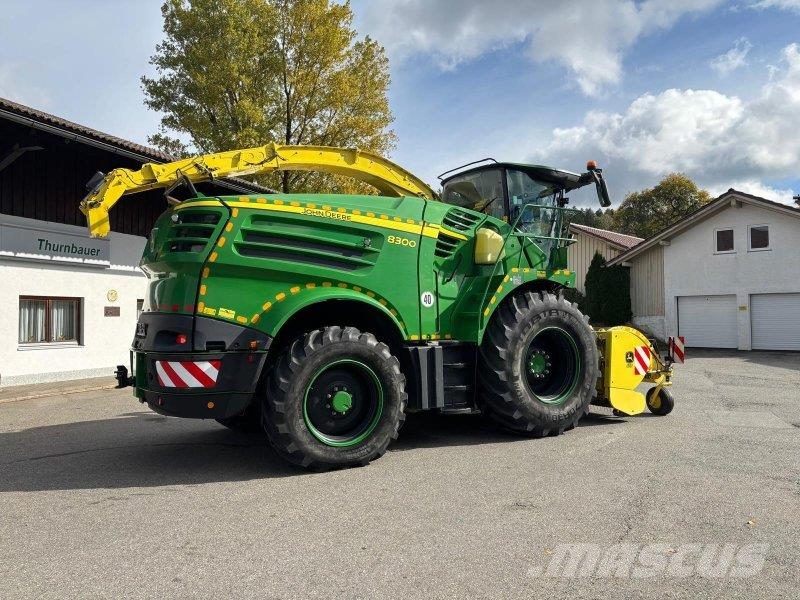 John Deere 8300 フォレージハーベスター