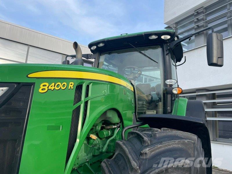 John Deere 8400R 8400 R Traktorit