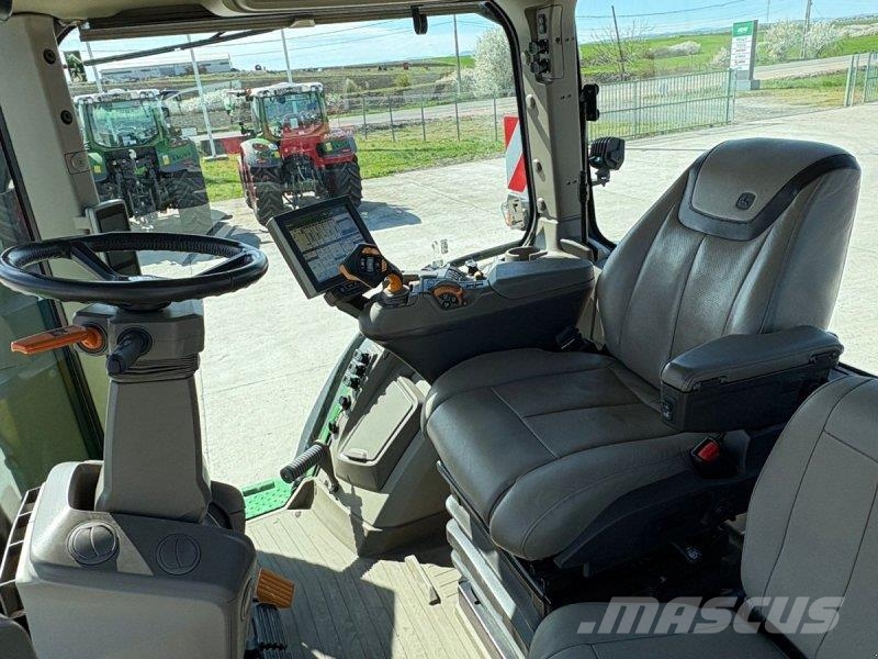 John Deere 8R 310 Traktori