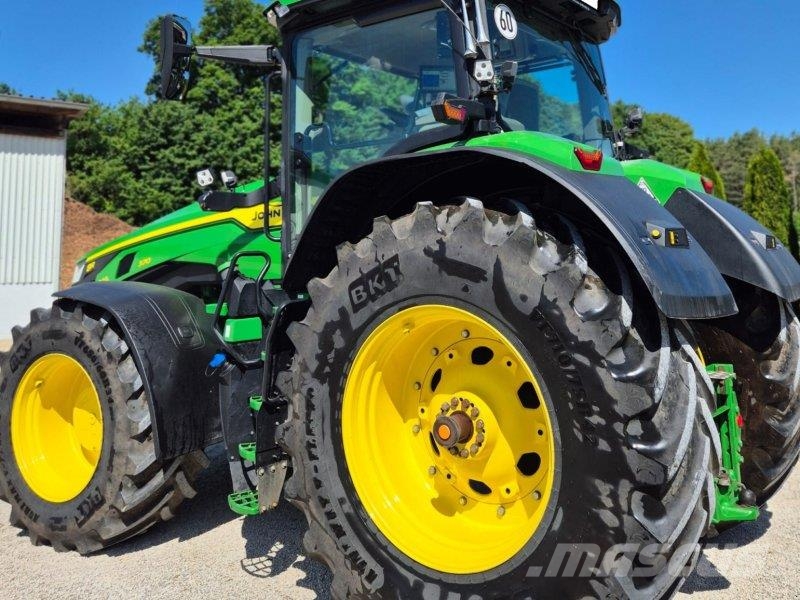 John Deere 8R 370 Traktorit