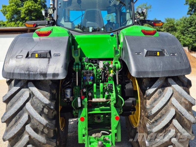 John Deere 8R 370 Traktorit
