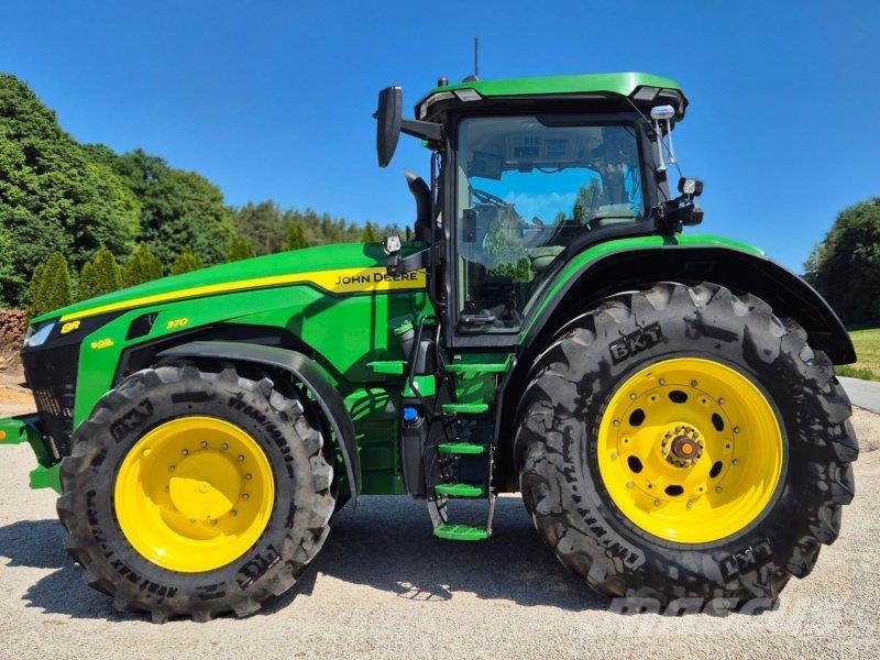 John Deere 8R 370 Traktorit