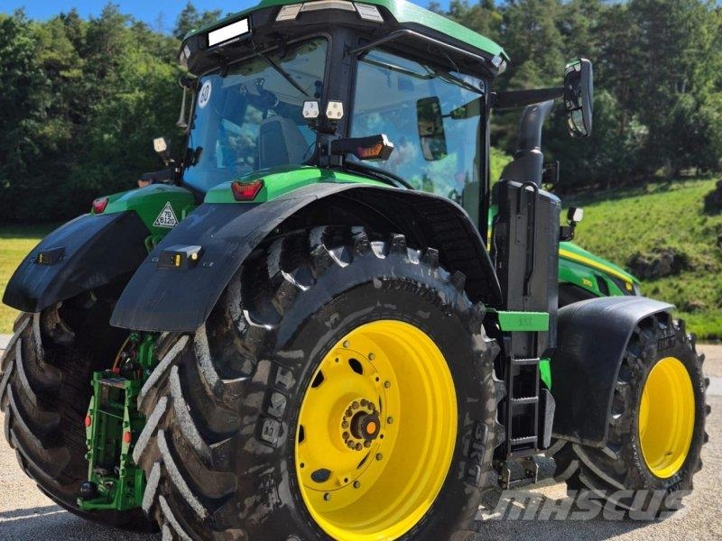 John Deere 8R 370 Traktorit