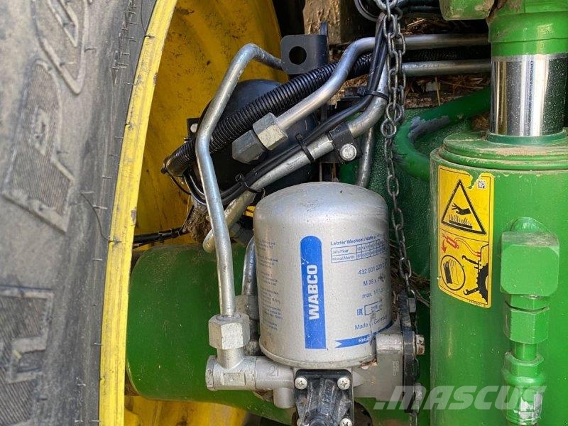 John Deere 8R310 8R 310 Traktoren