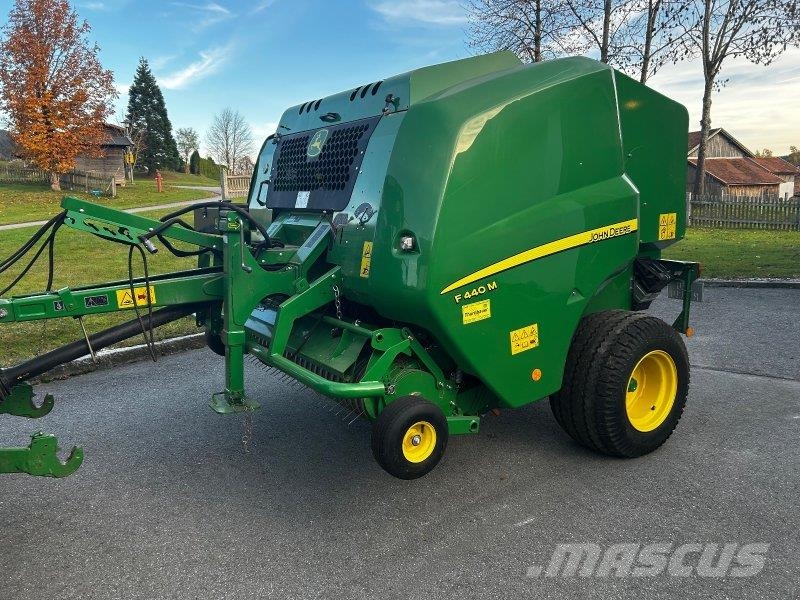 John Deere F440 M Prese/balirke za četvrtaste bale
