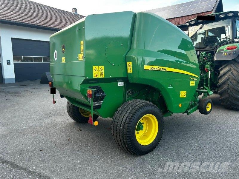 John Deere F440 M Prese/balirke za četvrtaste bale