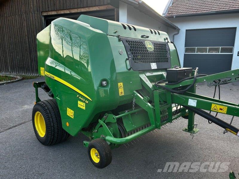 John Deere F440 M Prese/balirke za četvrtaste bale