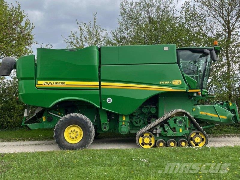 John Deere S685 i Ceifeiras debulhadoras