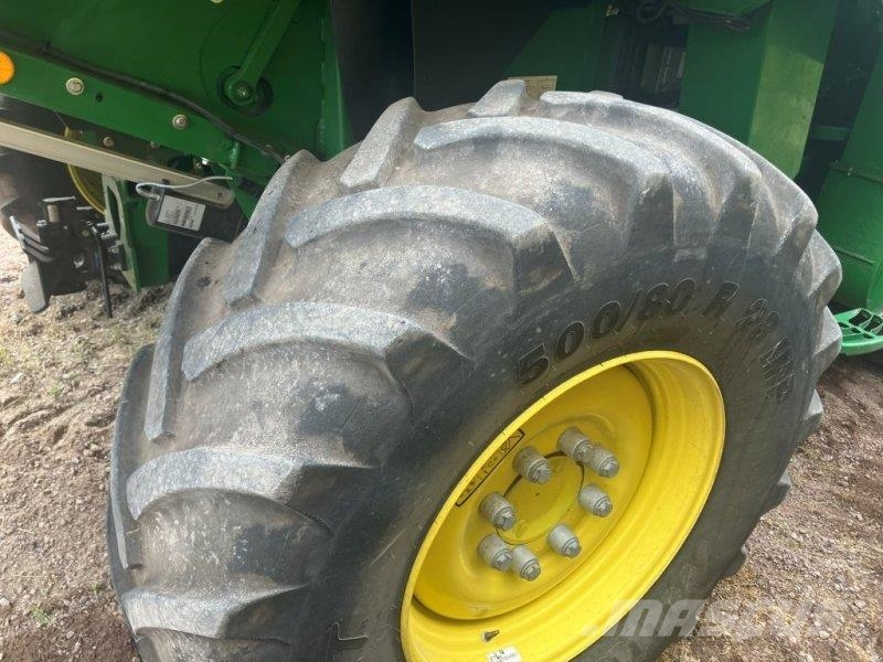 John Deere S780 Combine harvesters