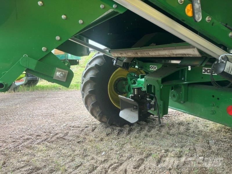 John Deere S780 Combine harvesters