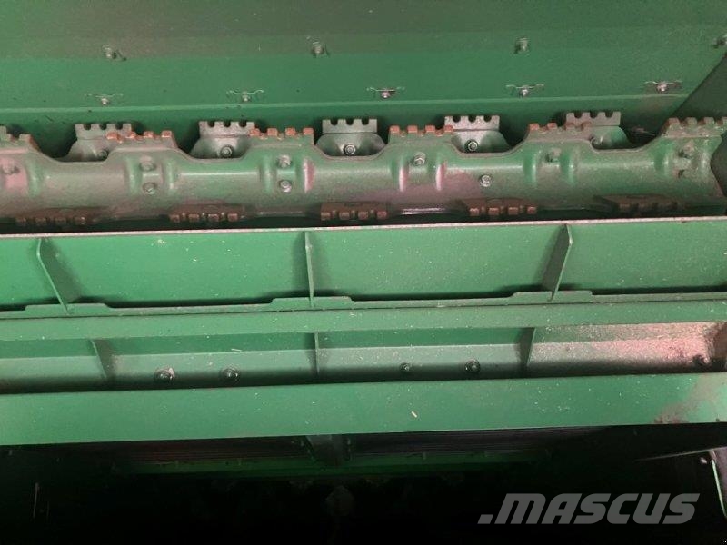John Deere S780 Combine harvesters