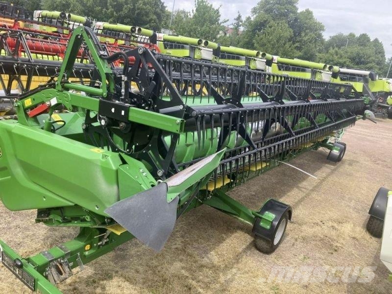 John Deere S780 Mähdrescher