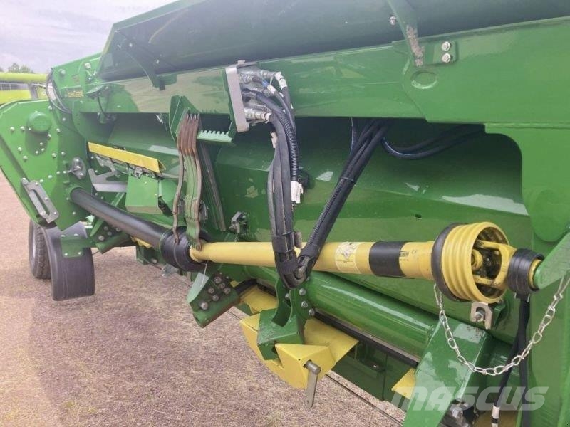 John Deere S780 Mähdrescher