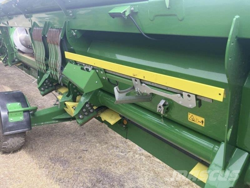 John Deere S780 Mähdrescher