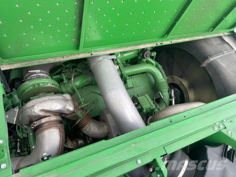 John Deere S780i Mietitrebbiatrici