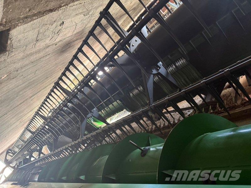 John Deere S785 inkl. 735X Schneidwerk Mähdrescher