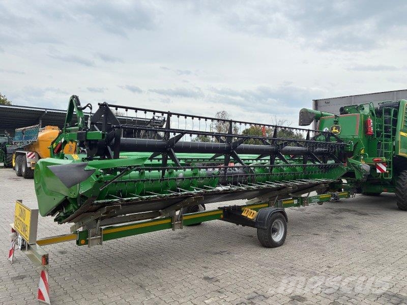 John Deere T 560 i Kombajni