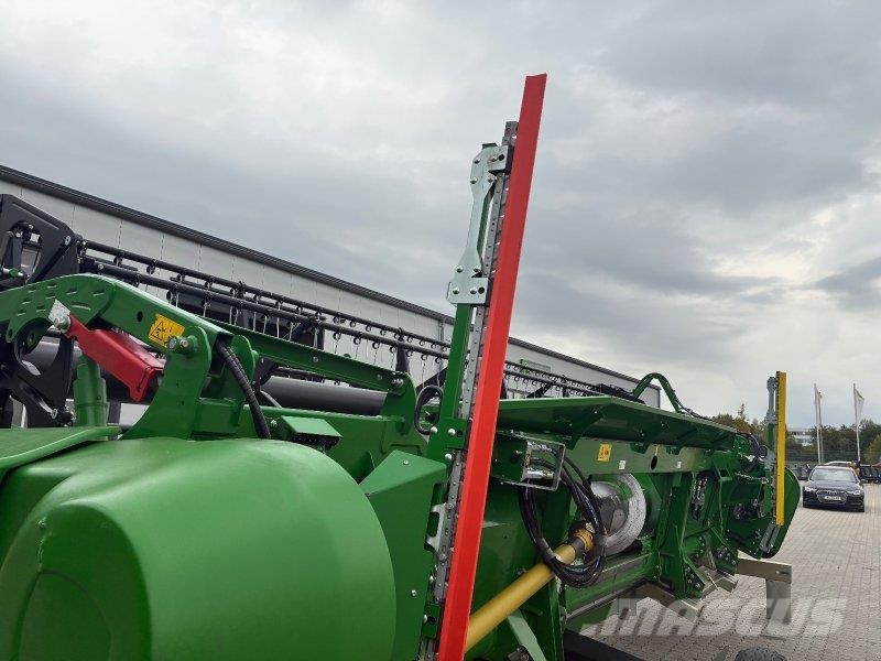 John Deere T 560 i Kombajni