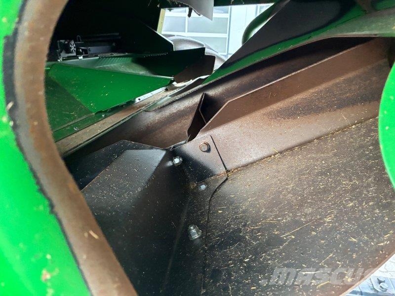 John Deere T 560 i Kombajni