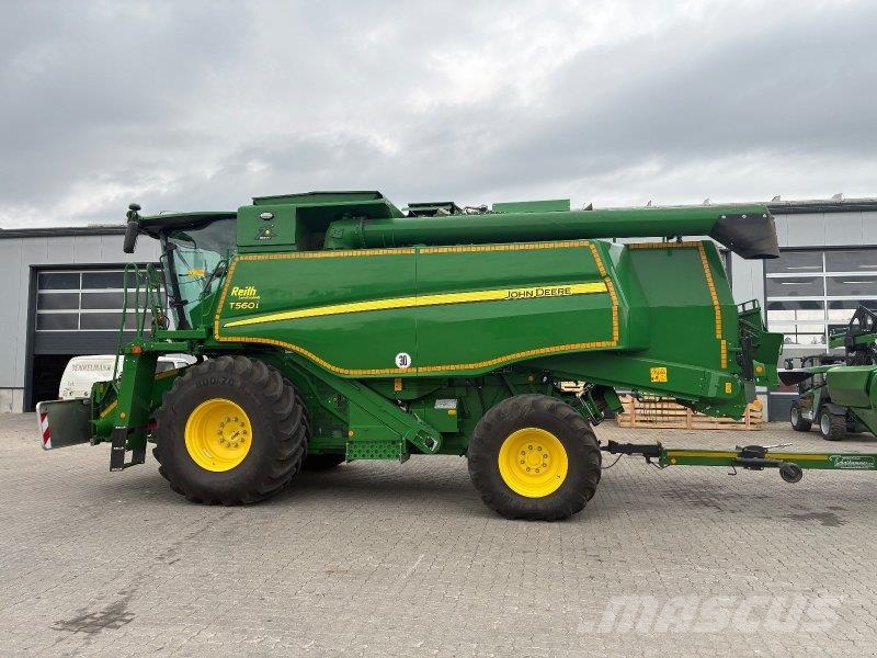 John Deere T 560 i Kombajni