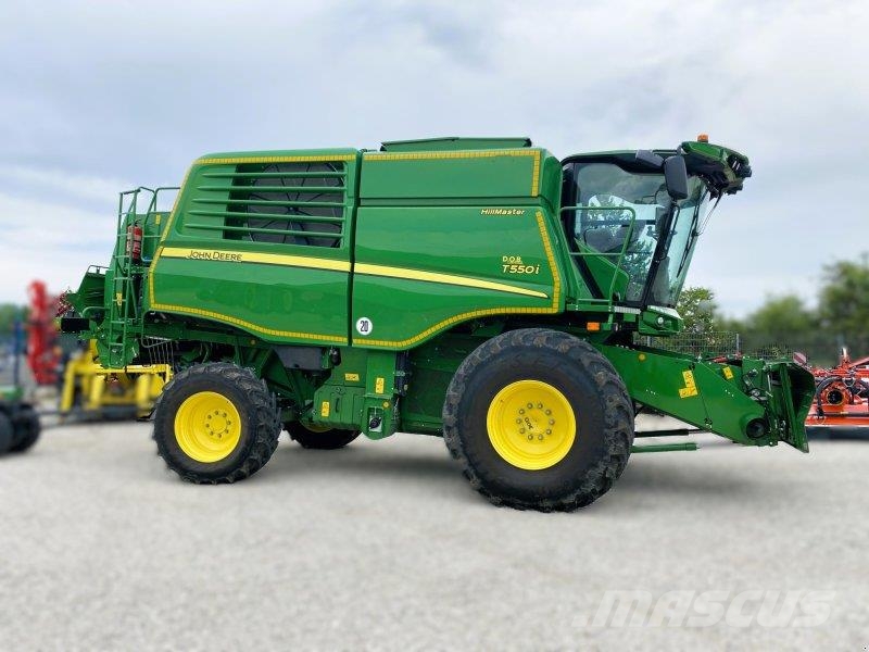 John Deere T550i HM Mietitrebbiatrici