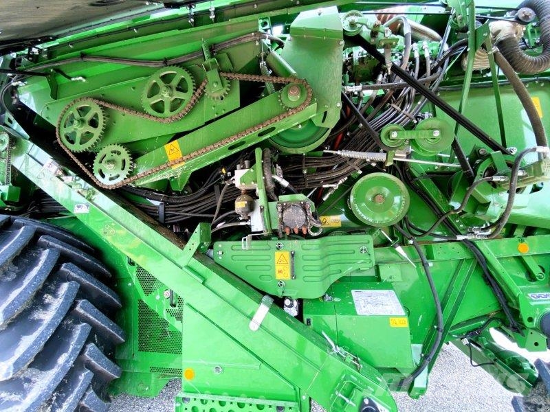 John Deere T550i HM Mietitrebbiatrici