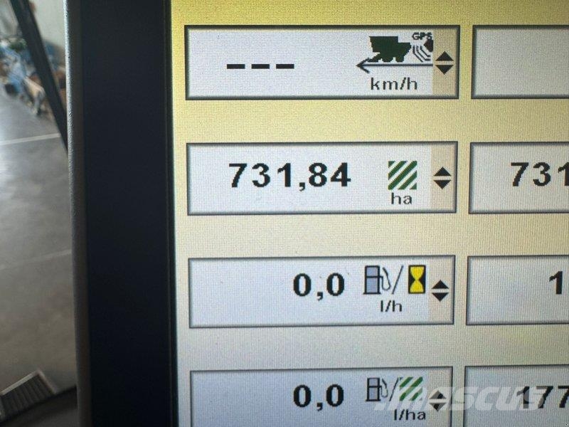John Deere T560 Hillmaster حصادات