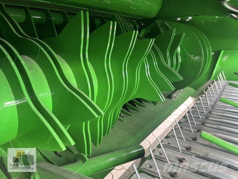 John Deere V451M Prese/balirke za četvrtaste bale