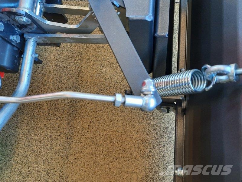 Kersten Schneeschild und Anbaurahmen Снегочистачки