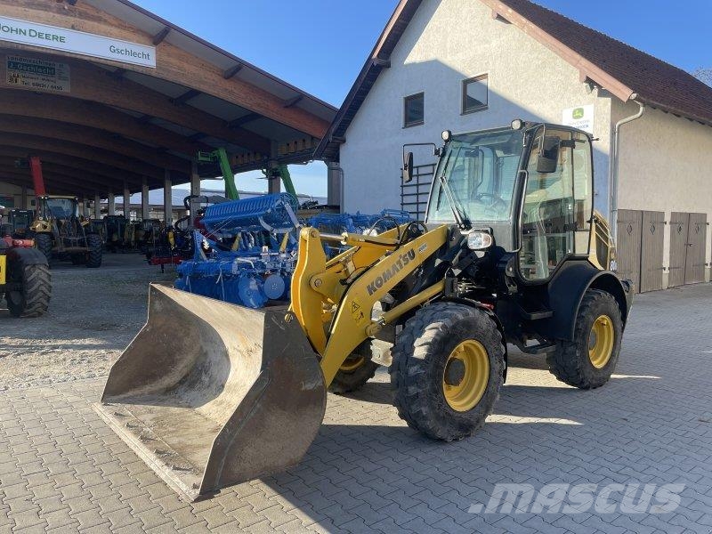 Komatsu WA 80M-7 Kolesové nakladače