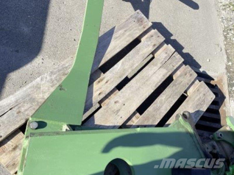  KONSOLEN STOLL FENDT 700 Accesorios para carga frontal