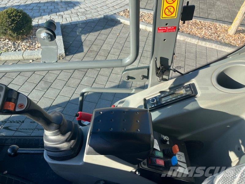 Kramer KL 30.8T 伸缩臂叉装车|叉装车