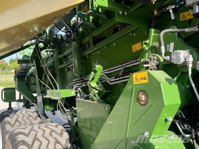 Krone Big Pack 1270 VC Square balers
