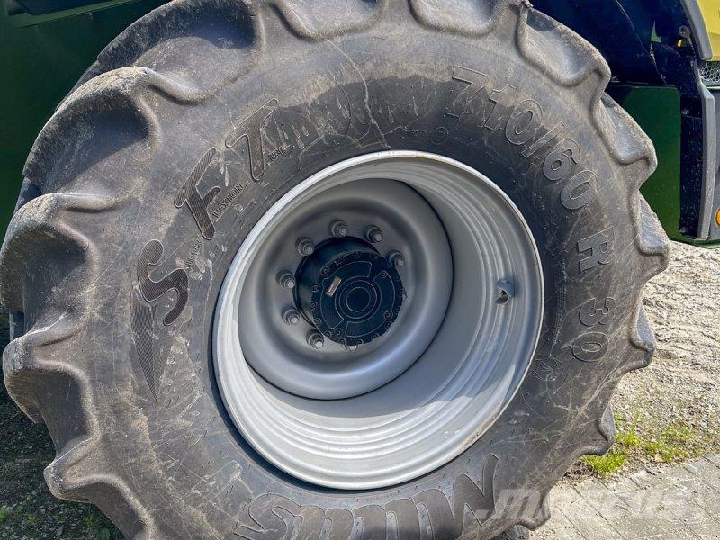 Krone BiG X 780 Zāles smalcinātāji